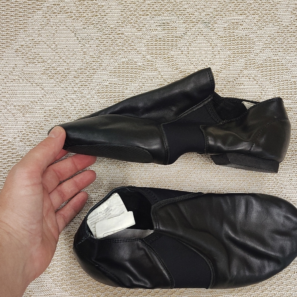 Girls Jazz Dance Shoes Revolution Dancewear Size 8.0 See Pics For Measurements